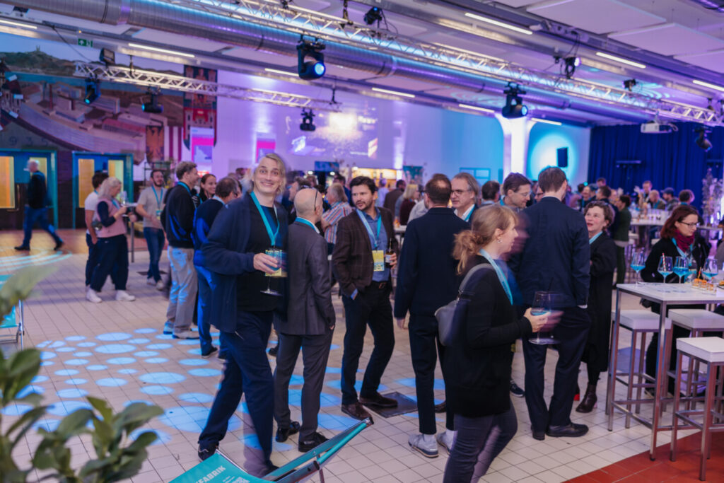 2025-11-12_90Jahre_Tabakfabrik_(C)MecGreenie-90