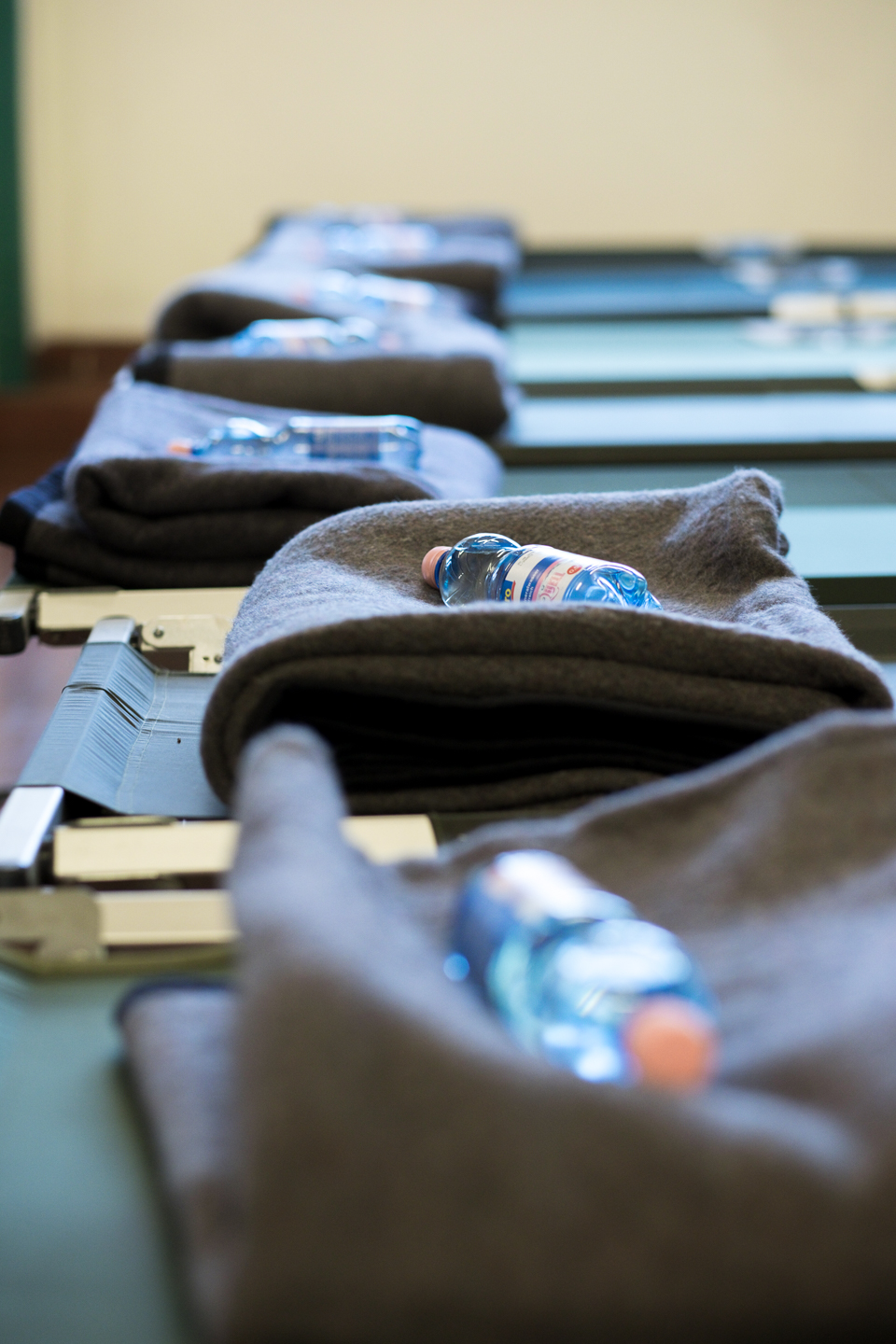 2015 wurde innerhalb kürzester Zeit in der Tabakfabrik in Linz ein Quartier für hunderte syrische Flüchtlinge hochgezogen, unter anderem mit Rotem Kreuz, Caritas und Volkshilfe.