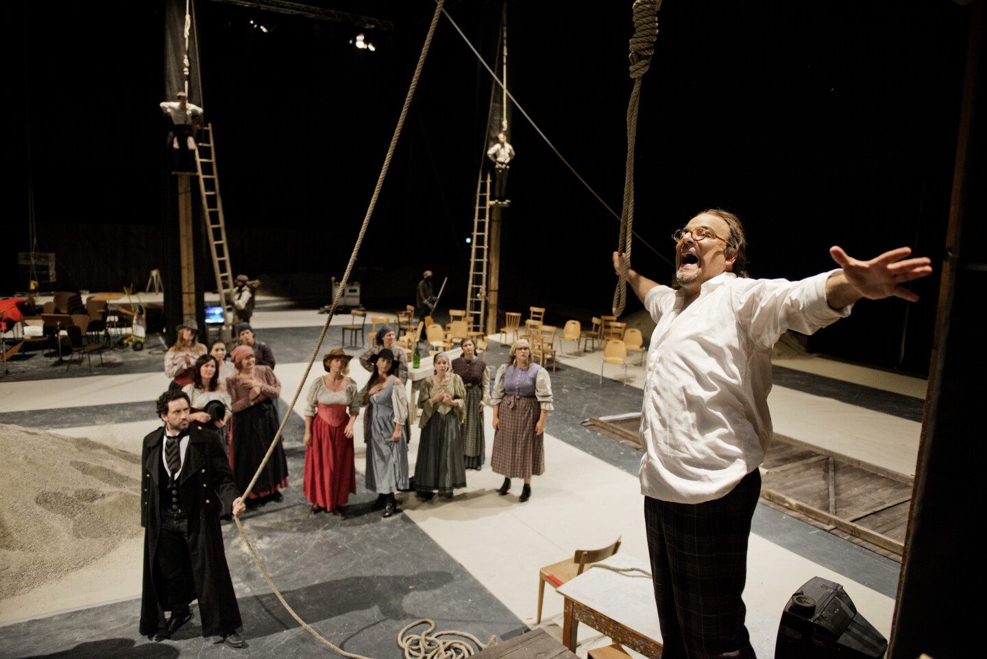 The Brucknerfest made its first guest appearance at Tabakfabrik Linz in 2013, pictured here are actors at the performance.